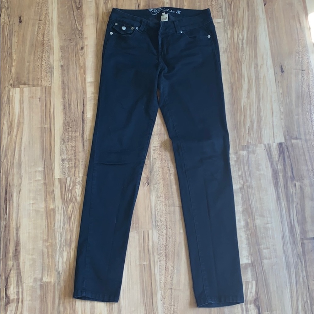 Black skinny jeans